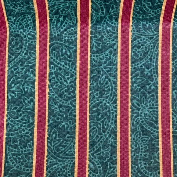 Longaberger Basket with Lid - Picture 5 of 6